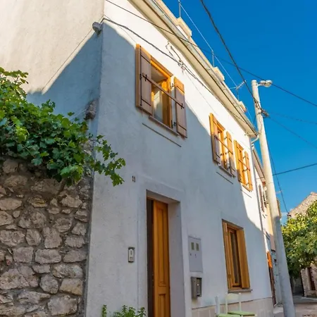 Holiday In With Seaview Terrace Air Condition Wifi Novi Vinodolski