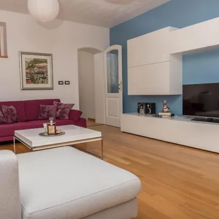 Vakantiehuis Holiday In With Seaview Terrace Air Condition Wifi