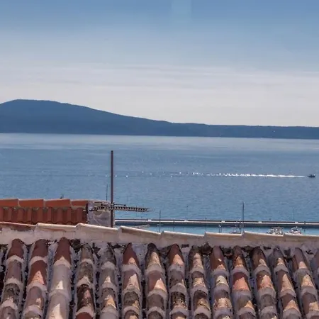 Holiday In With Seaview Terrace Air Condition Wifi Vakantiehuis *