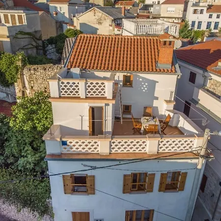 Holiday In With Seaview Terrace Air Condition Wifi Vakantiehuis